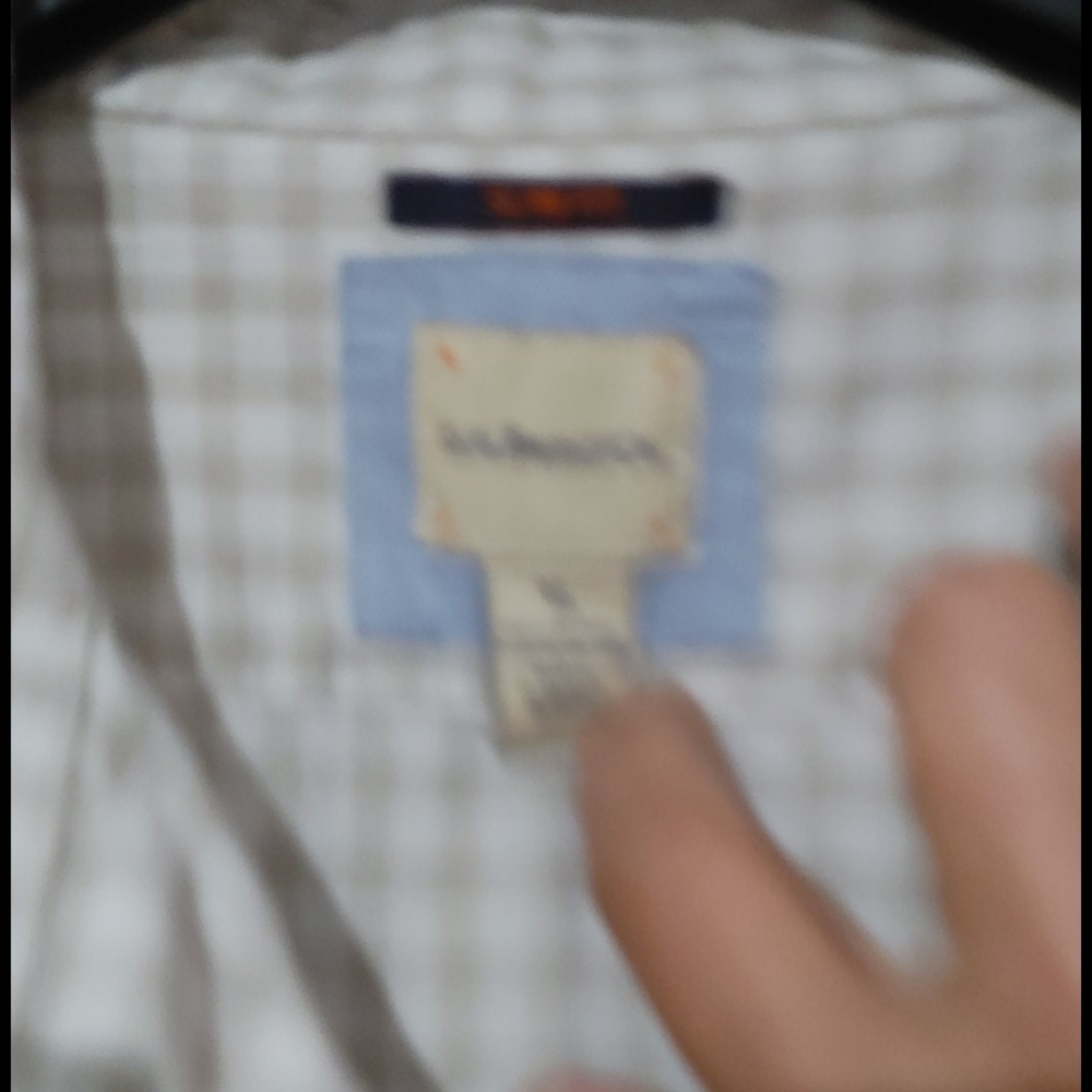 Bass button down - Picture 2 of 2